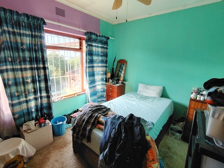 5 Bedroom Property for Sale in Margate KwaZulu-Natal