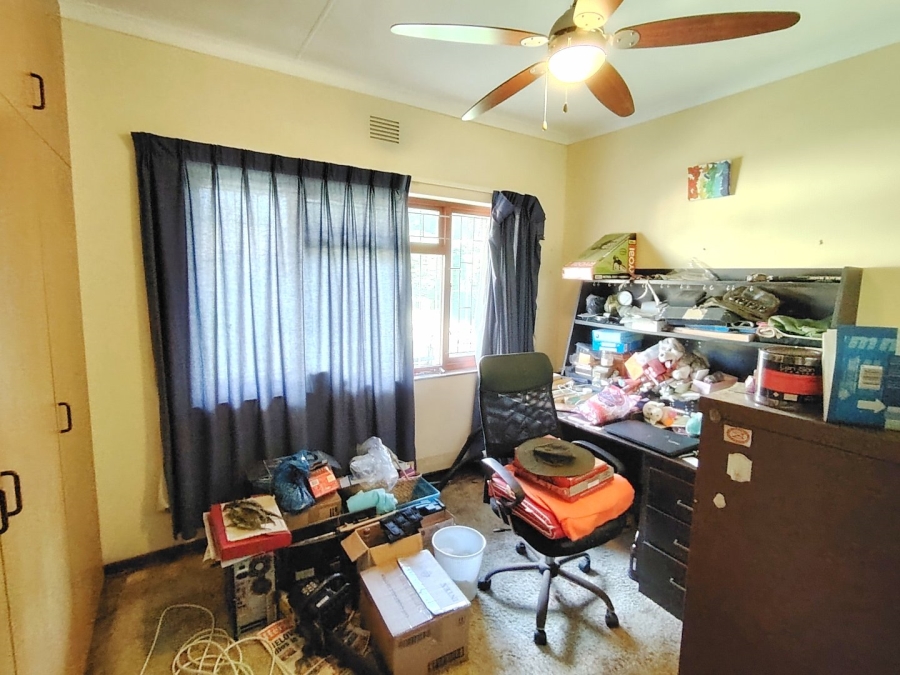 5 Bedroom Property for Sale in Margate KwaZulu-Natal