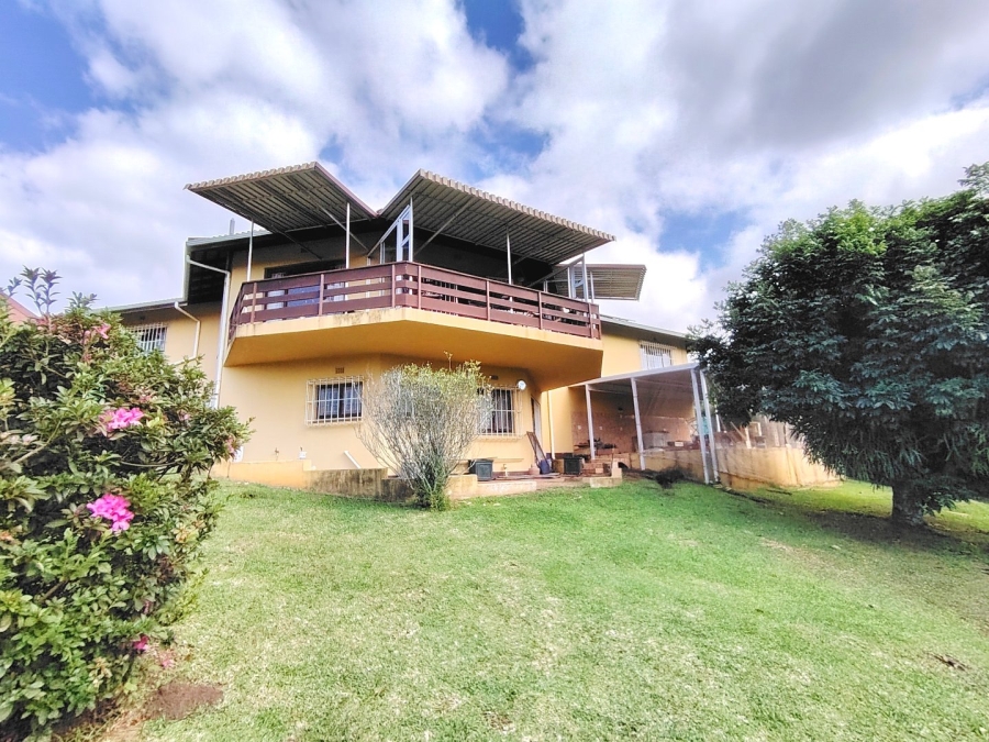 5 Bedroom Property for Sale in Margate KwaZulu-Natal