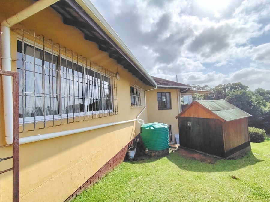 5 Bedroom Property for Sale in Margate KwaZulu-Natal