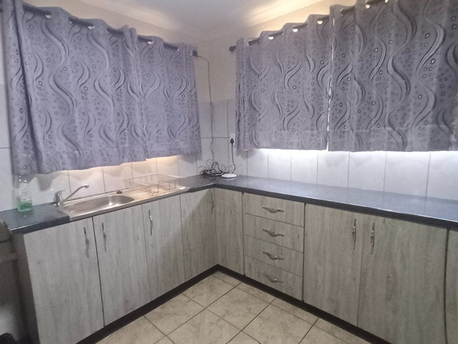 To Let 1 Bedroom Property for Rent in Merewent KwaZulu-Natal