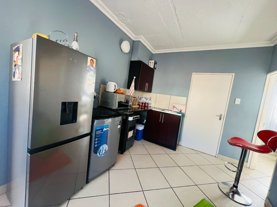 2 Bedroom Property for Sale in Madadeni J KwaZulu-Natal