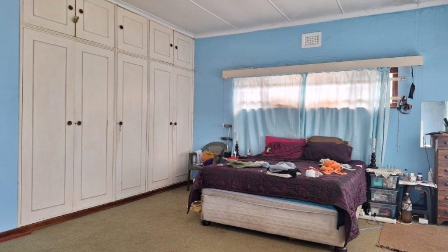 4 Bedroom Property for Sale in Hibberdene KwaZulu-Natal