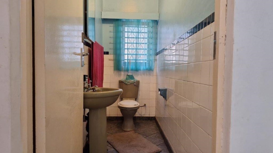 4 Bedroom Property for Sale in Hibberdene KwaZulu-Natal