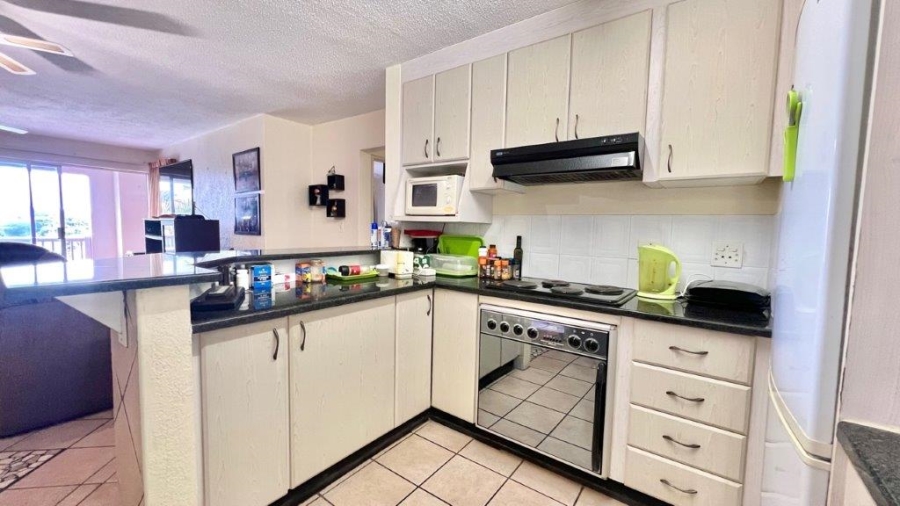 3 Bedroom Property for Sale in Uvongo KwaZulu-Natal