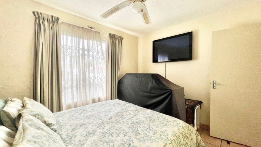 3 Bedroom Property for Sale in Uvongo KwaZulu-Natal