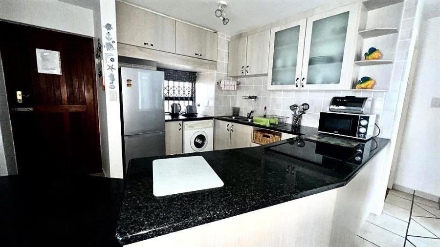 4 Bedroom Property for Sale in Manaba Beach KwaZulu-Natal