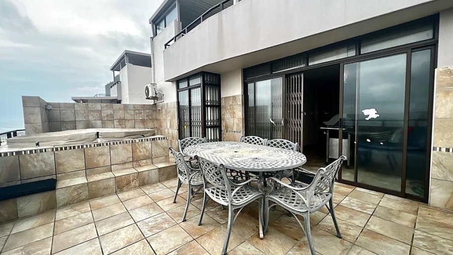 4 Bedroom Property for Sale in Manaba Beach KwaZulu-Natal