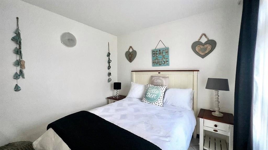 4 Bedroom Property for Sale in Manaba Beach KwaZulu-Natal