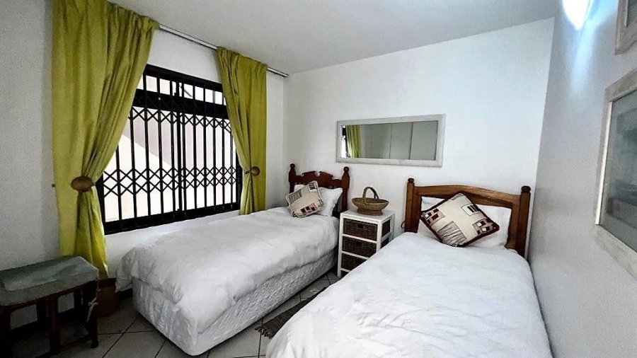 4 Bedroom Property for Sale in Manaba Beach KwaZulu-Natal
