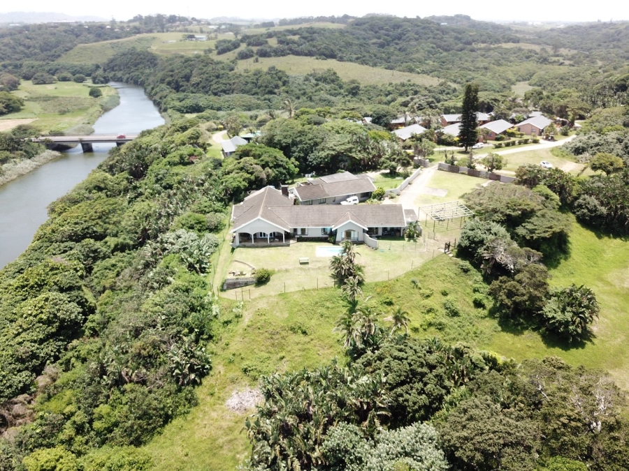 4 Bedroom Property for Sale in Oslo Beach KwaZulu-Natal