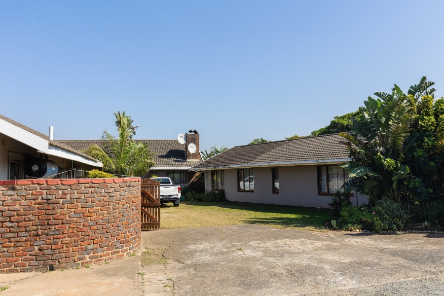4 Bedroom Property for Sale in Oslo Beach KwaZulu-Natal