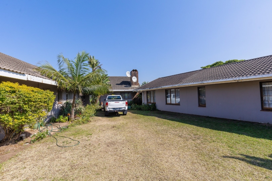 4 Bedroom Property for Sale in Oslo Beach KwaZulu-Natal