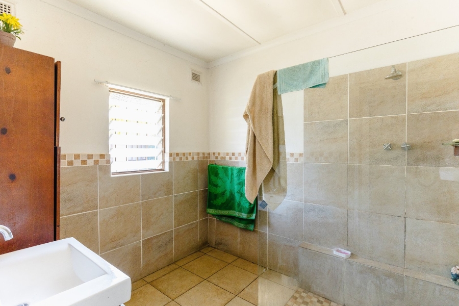 4 Bedroom Property for Sale in Oslo Beach KwaZulu-Natal