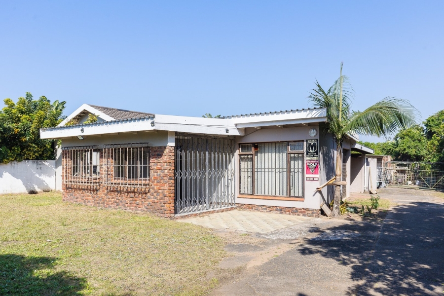 4 Bedroom Property for Sale in Oslo Beach KwaZulu-Natal