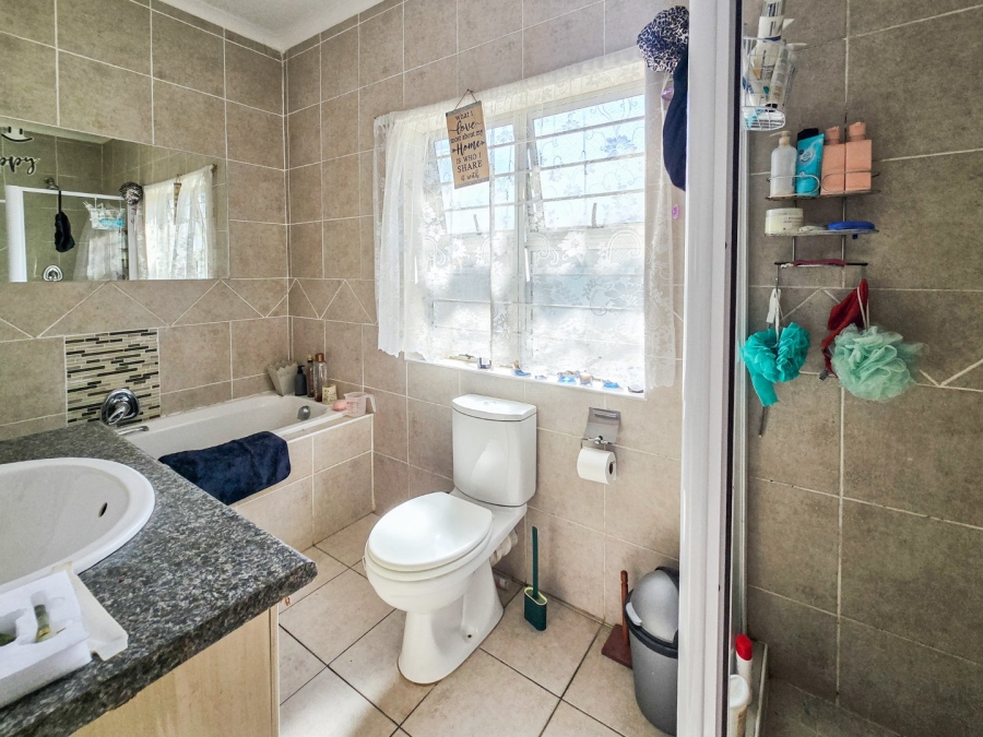 3 Bedroom Property for Sale in Margate KwaZulu-Natal