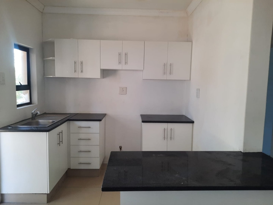 To Let 2 Bedroom Property for Rent in Fynnland KwaZulu-Natal