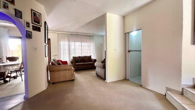 3 Bedroom Property for Sale in St Michaels On Sea KwaZulu-Natal