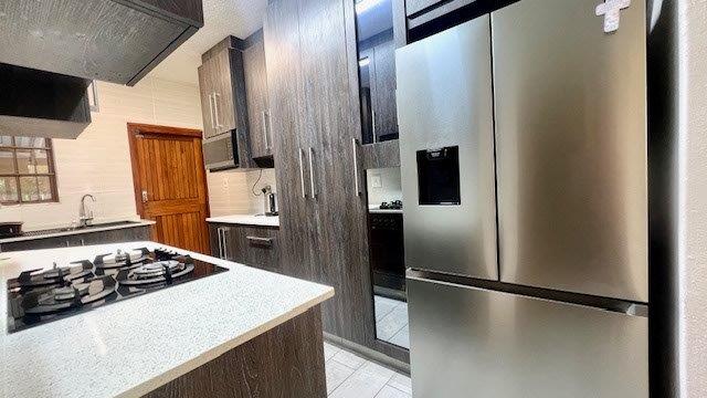 3 Bedroom Property for Sale in St Michaels On Sea KwaZulu-Natal