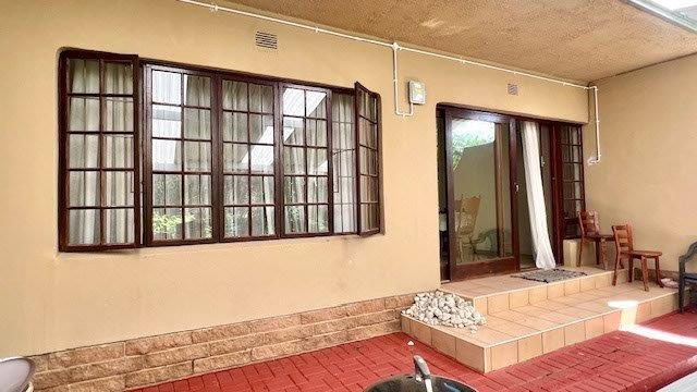 3 Bedroom Property for Sale in St Michaels On Sea KwaZulu-Natal