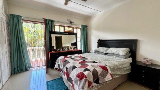 3 Bedroom Property for Sale in St Michaels On Sea KwaZulu-Natal
