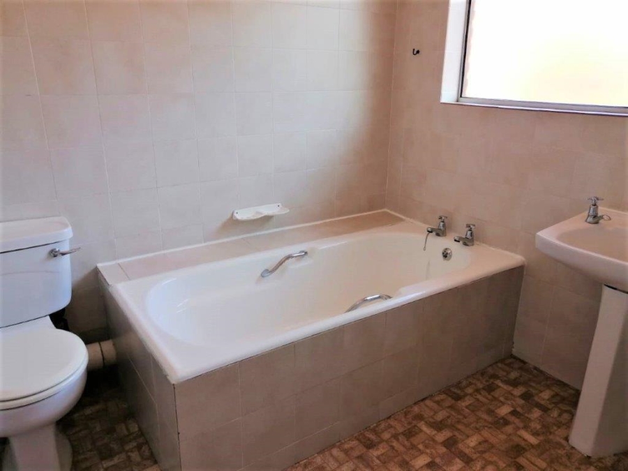 3 Bedroom Property for Sale in Southport KwaZulu-Natal