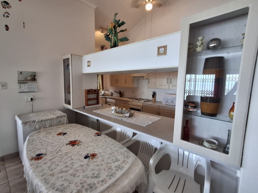 3 Bedroom Property for Sale in Uvongo KwaZulu-Natal