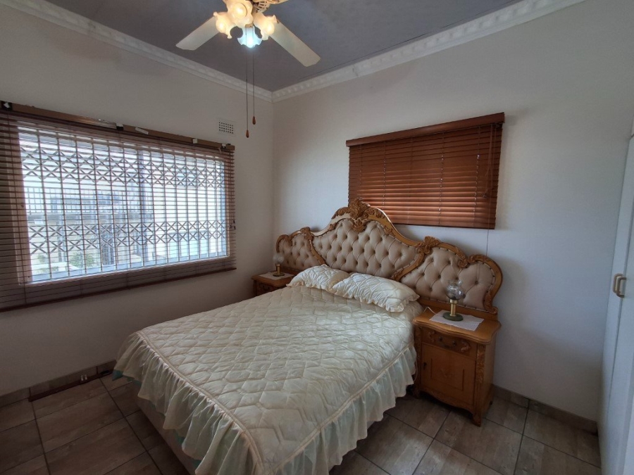 3 Bedroom Property for Sale in Uvongo KwaZulu-Natal