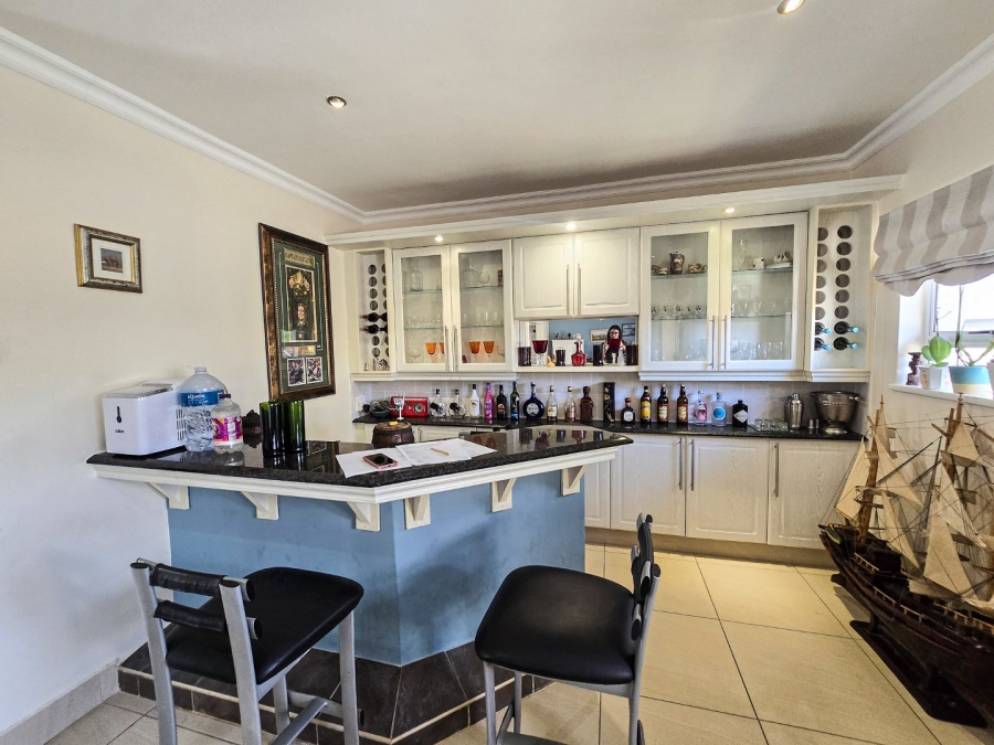 4 Bedroom Property for Sale in Shelly Beach KwaZulu-Natal