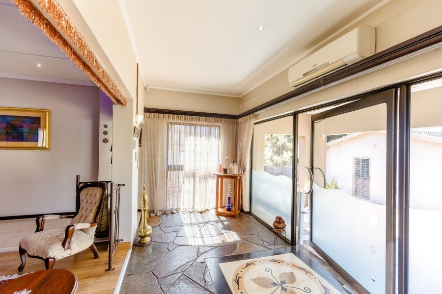 6 Bedroom Property for Sale in Oslo Beach KwaZulu-Natal