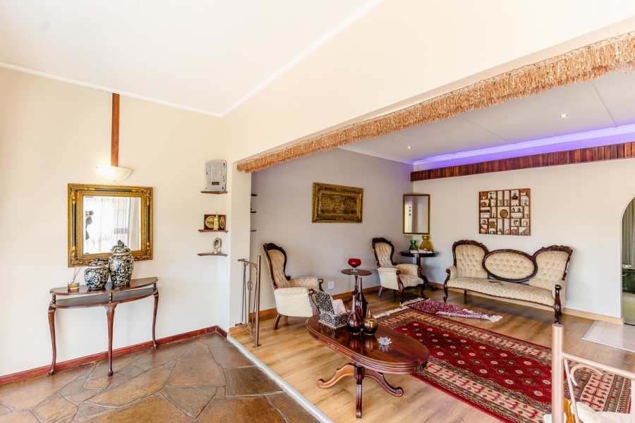 6 Bedroom Property for Sale in Oslo Beach KwaZulu-Natal