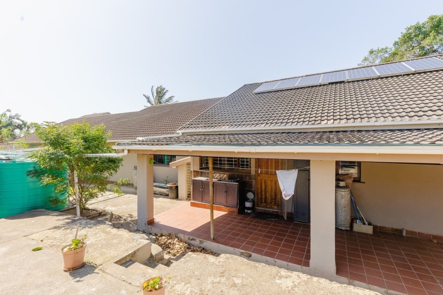 6 Bedroom Property for Sale in Oslo Beach KwaZulu-Natal
