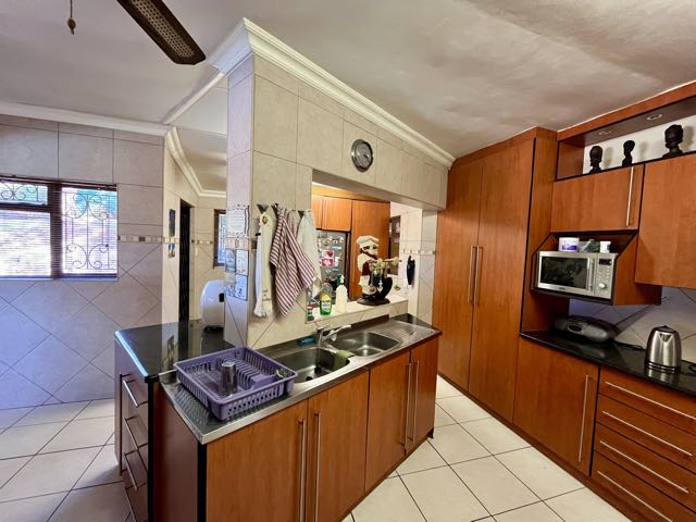 3 Bedroom Property for Sale in Umkomaas KwaZulu-Natal