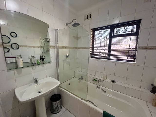 3 Bedroom Property for Sale in Umkomaas KwaZulu-Natal