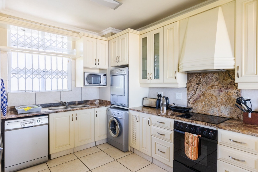 3 Bedroom Property for Sale in Margate KwaZulu-Natal