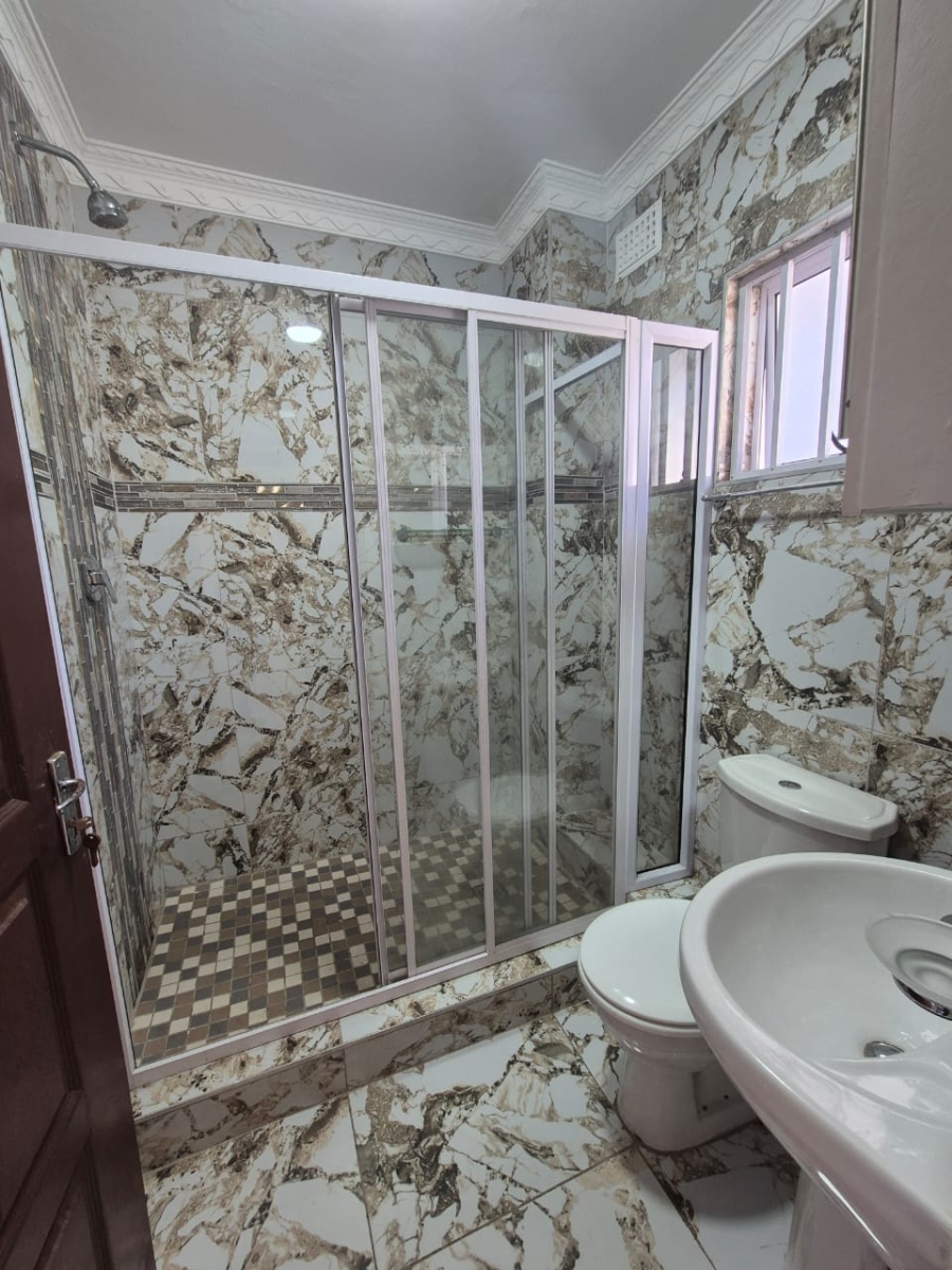 To Let 2 Bedroom Property for Rent in Brighton Beach KwaZulu-Natal