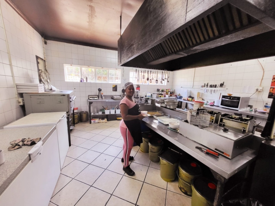 Commercial Property for Sale in Trafalgar KwaZulu-Natal