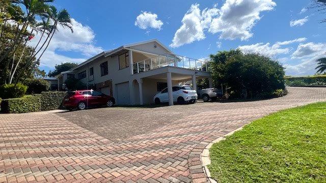 5 Bedroom Property for Sale in Uvongo KwaZulu-Natal