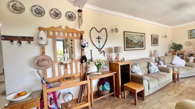 5 Bedroom Property for Sale in Uvongo KwaZulu-Natal