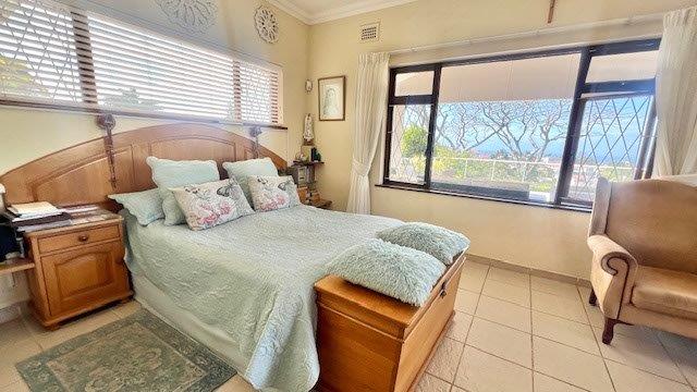 5 Bedroom Property for Sale in Uvongo KwaZulu-Natal