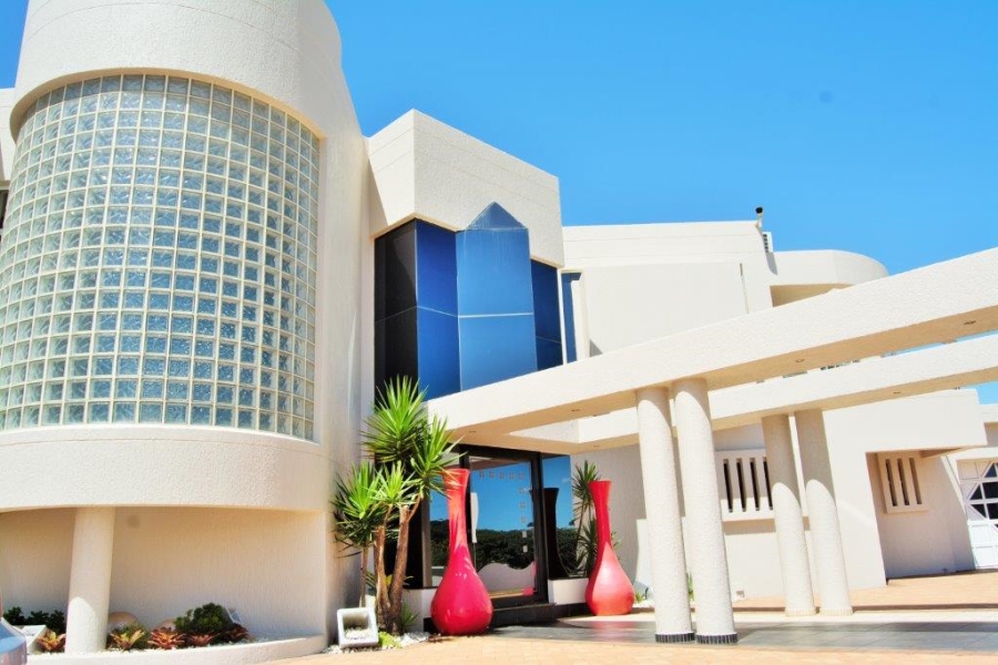 5 Bedroom Property for Sale in Oslo Beach KwaZulu-Natal