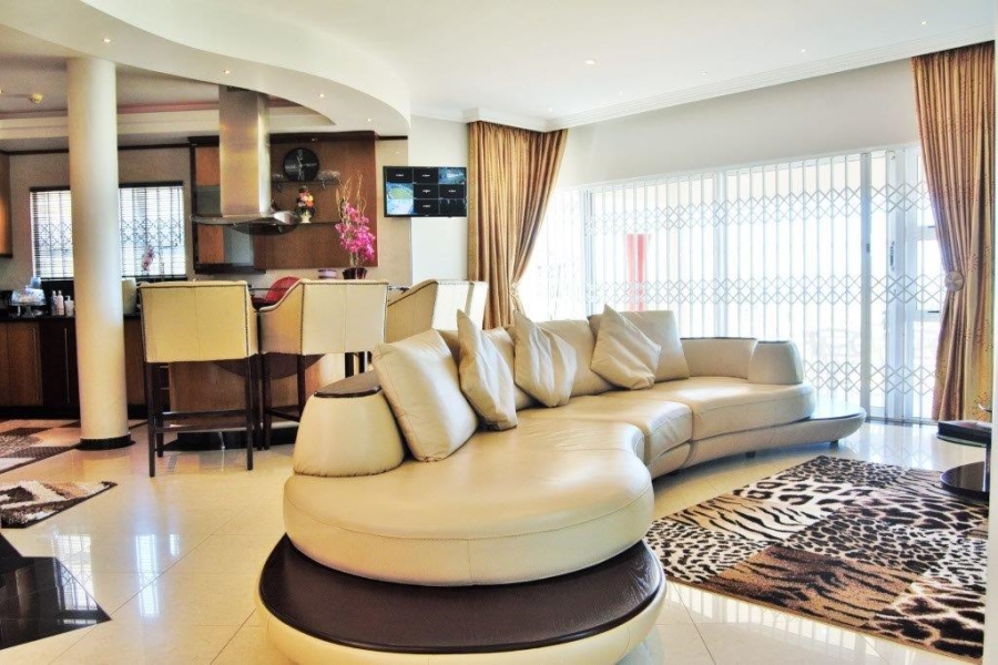 5 Bedroom Property for Sale in Oslo Beach KwaZulu-Natal