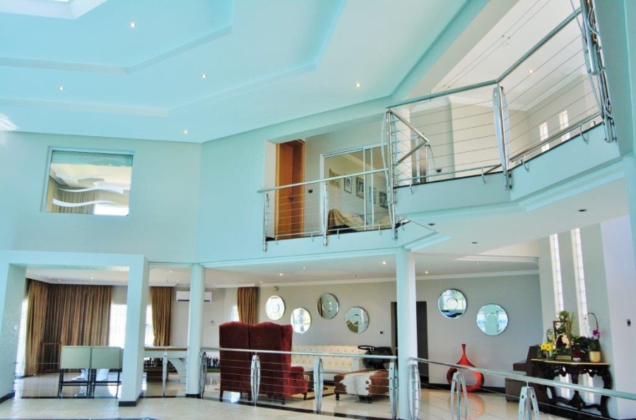 5 Bedroom Property for Sale in Oslo Beach KwaZulu-Natal