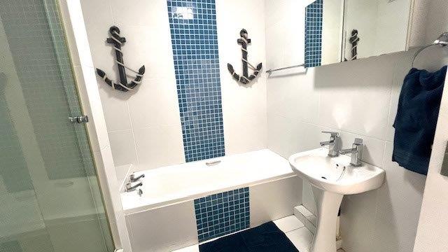 3 Bedroom Property for Sale in Uvongo KwaZulu-Natal