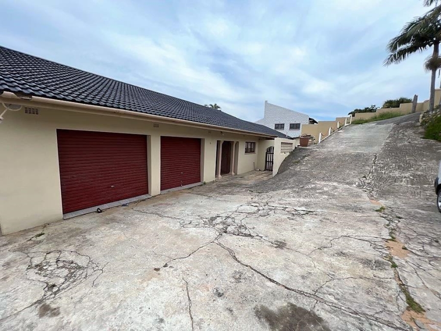 3 Bedroom Property for Sale in Uvongo KwaZulu-Natal
