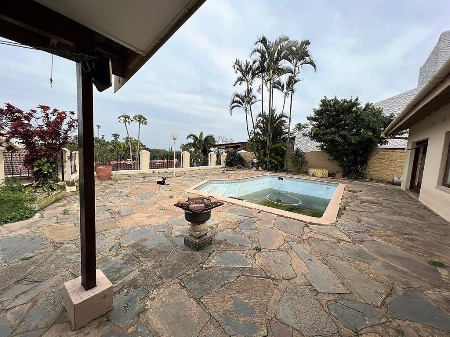 3 Bedroom Property for Sale in Uvongo KwaZulu-Natal