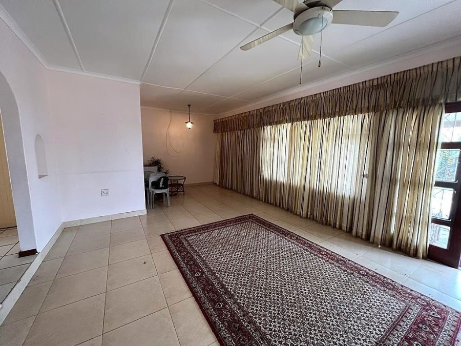 3 Bedroom Property for Sale in Uvongo KwaZulu-Natal