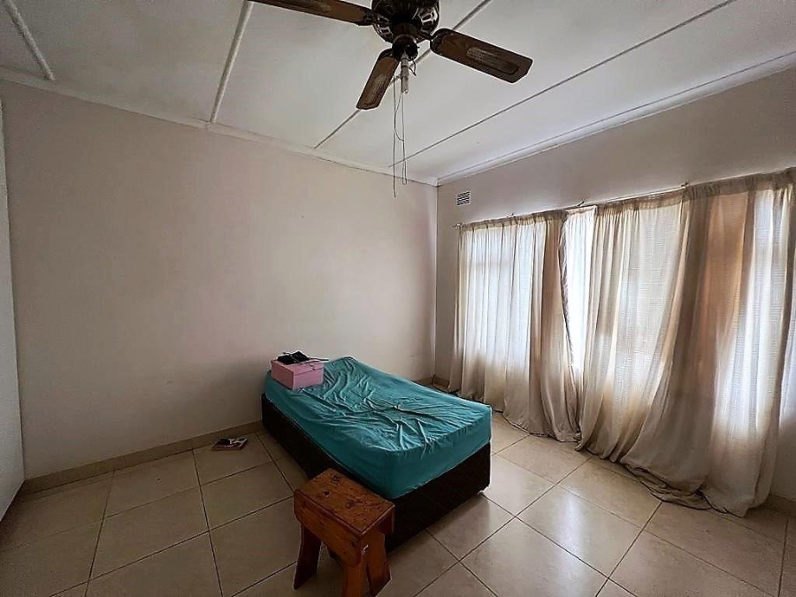 3 Bedroom Property for Sale in Uvongo KwaZulu-Natal
