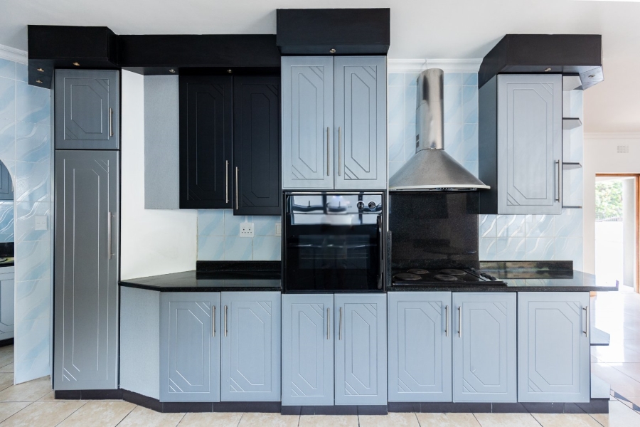 4 Bedroom Property for Sale in Oslo Beach KwaZulu-Natal