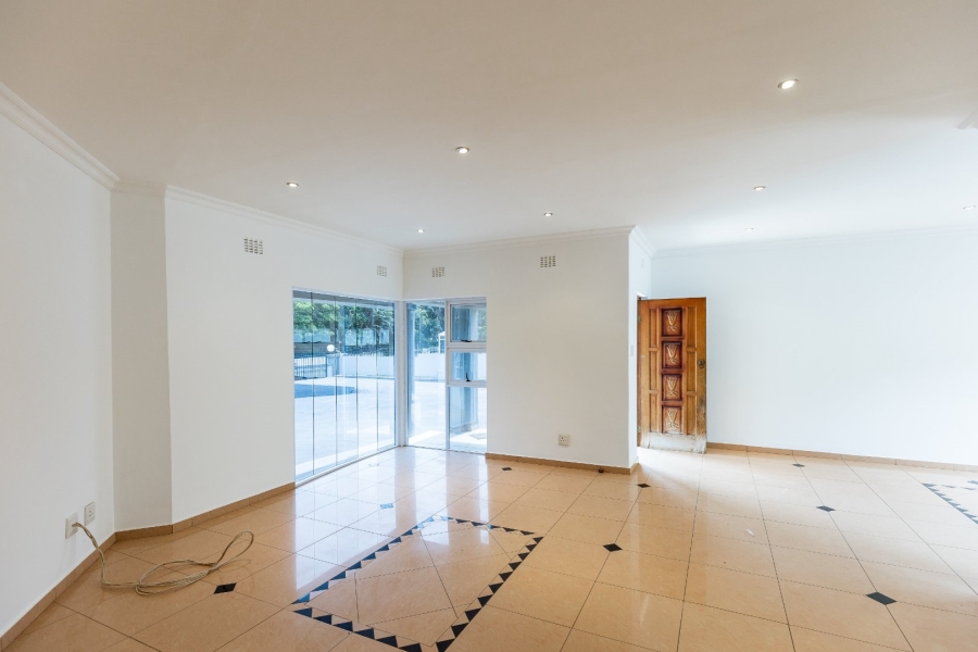 4 Bedroom Property for Sale in Oslo Beach KwaZulu-Natal